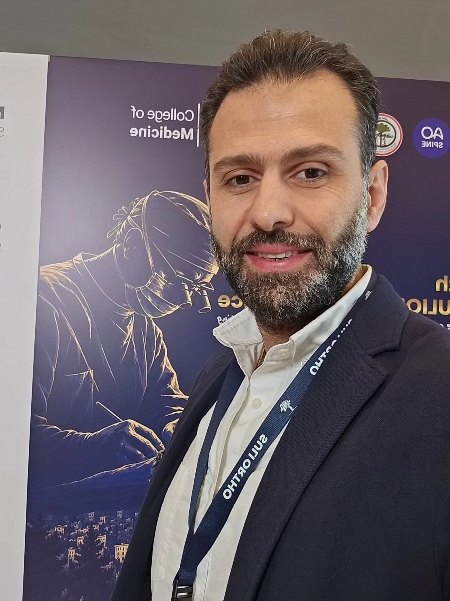 صورة مهنية للدكتور علي الجميلي